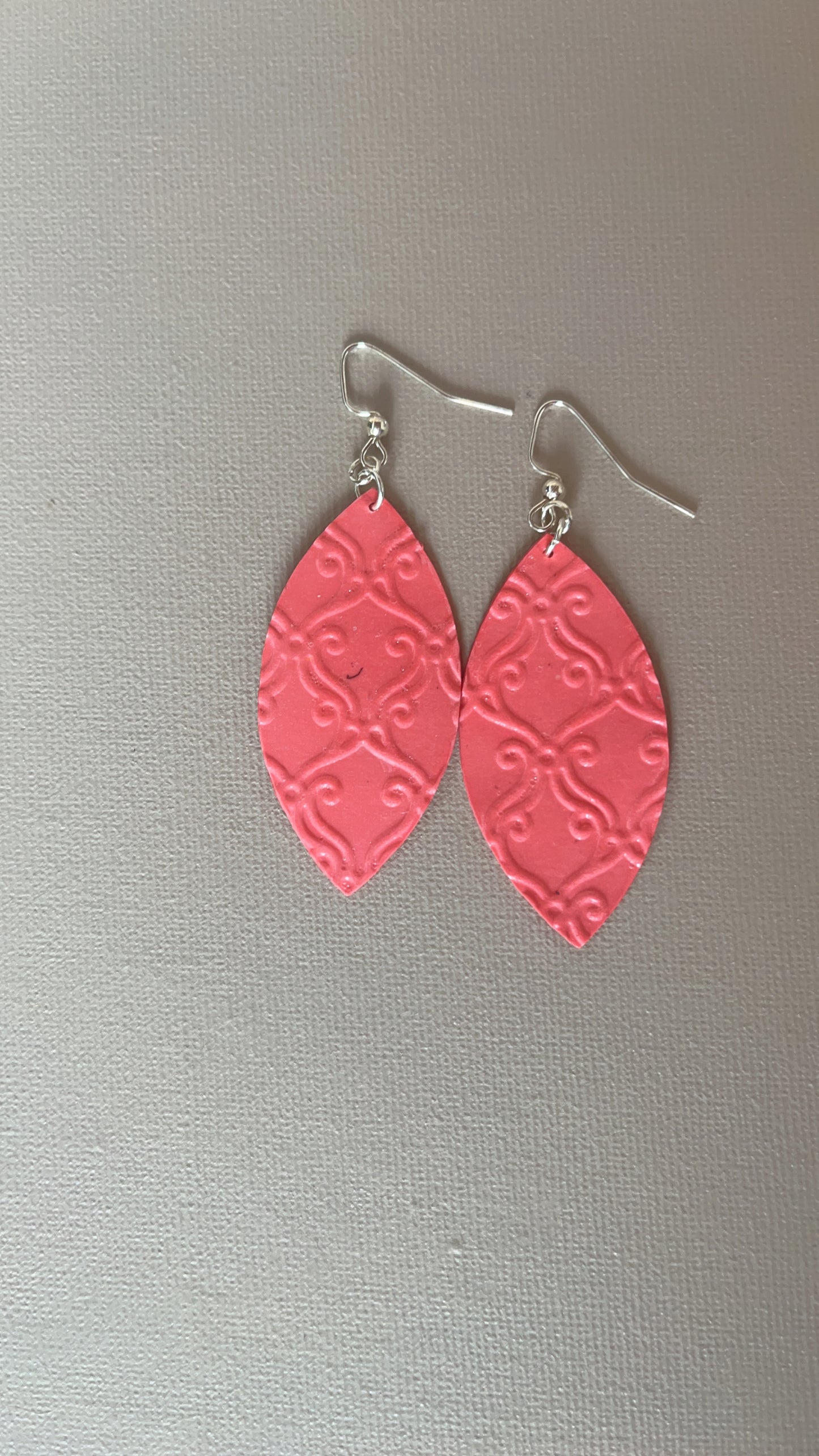 Pink fancy embossed earrings